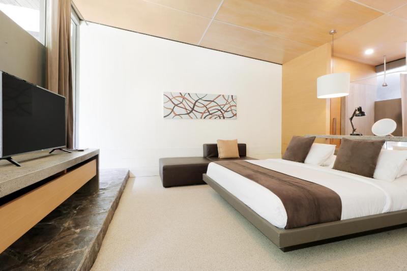 Clio Apartment - image 48