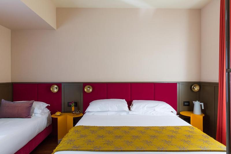 Small Triple Room image 4