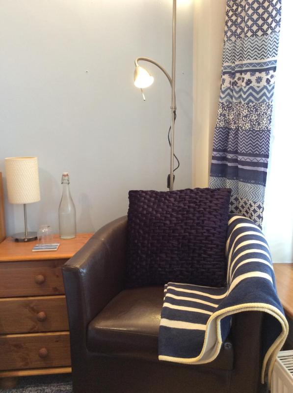 Superior King Room image 3
