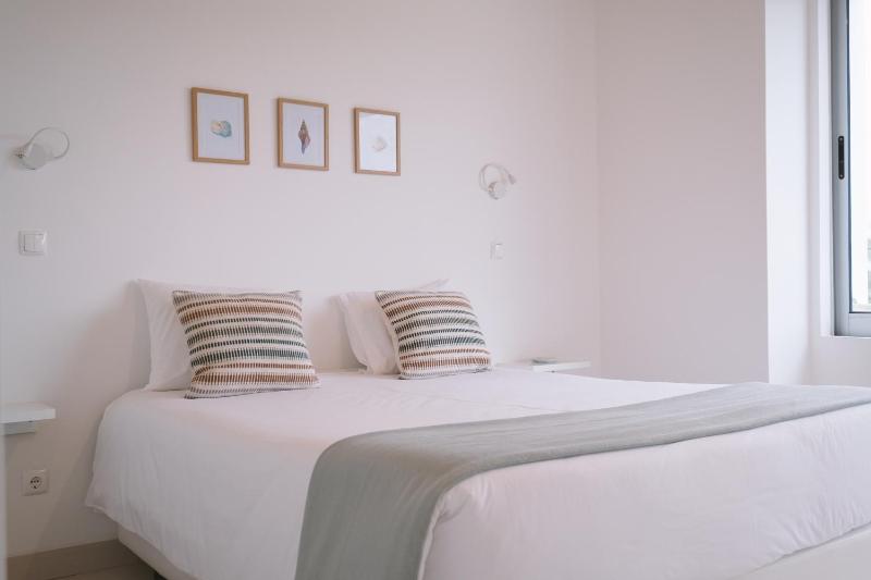 Superior Double Room with Sea View image 4