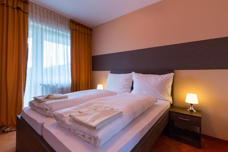 Two-Bedroom Suite image 1