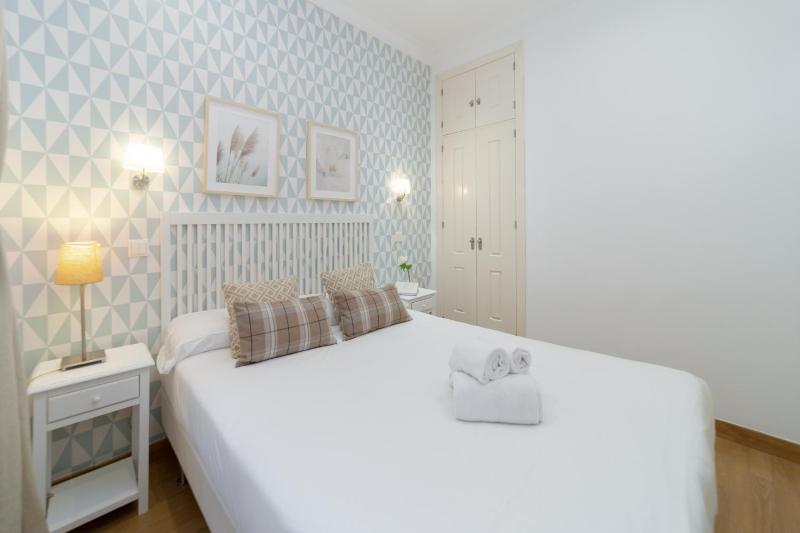 Apartment IV image 3