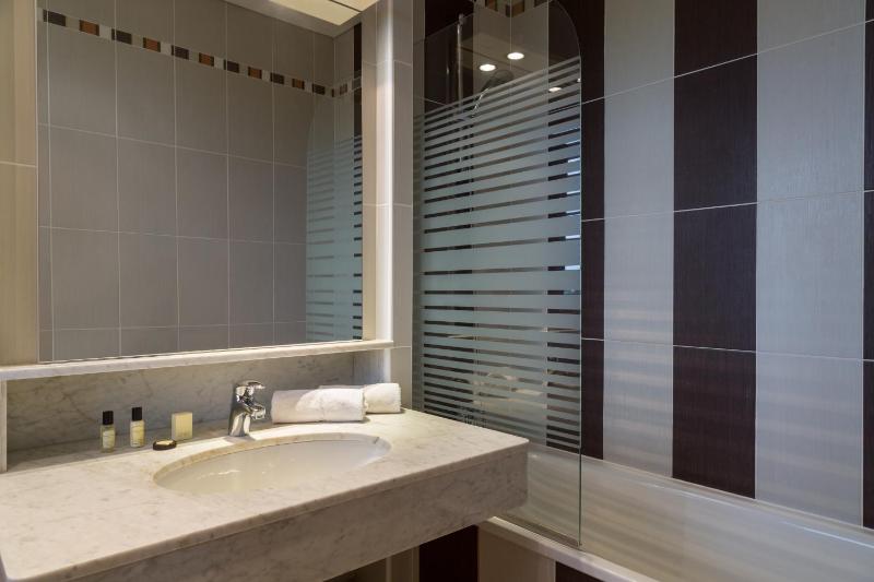 Superior Double Room image 2