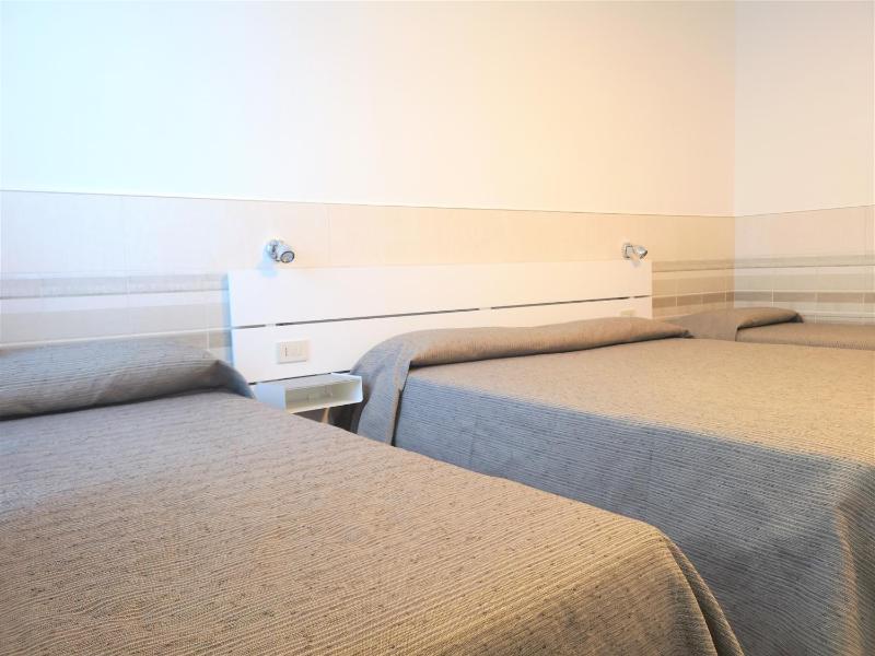 Quadruple Room image 4
