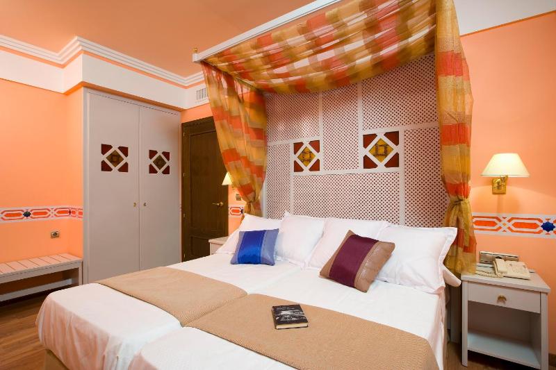 Suites Gran Vía 44 - image 6