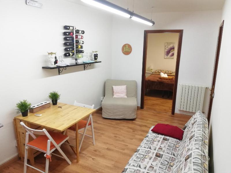 One-Bedroom Apartment image 2