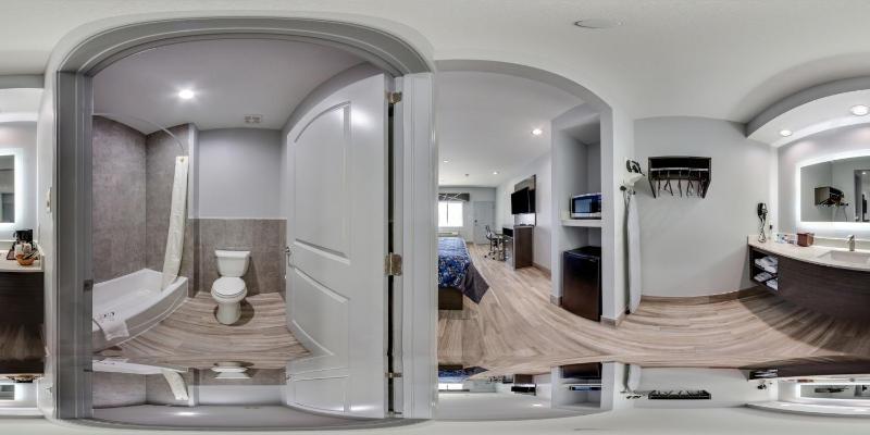 King Room image 2
