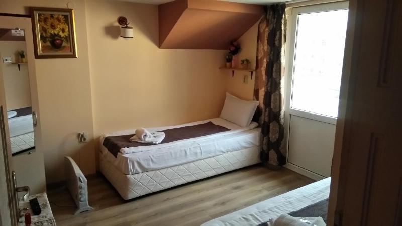 Guest Rooms Filipopol - image 36