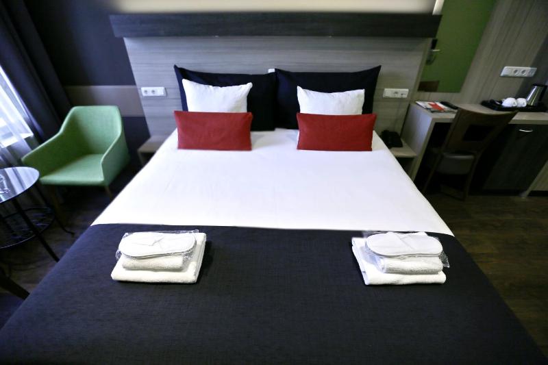 Superior Double Room image 2