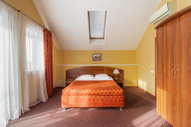 Superior Double Room image 3