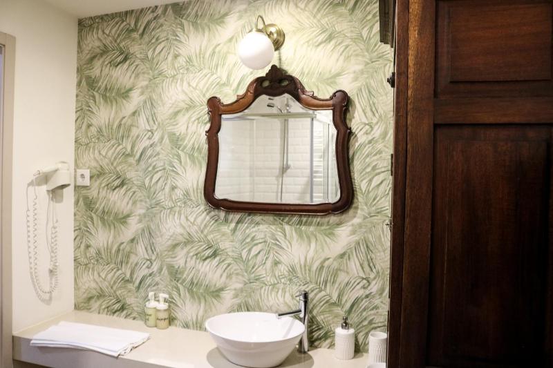 Santo da Casa / Sc apartments - image 16