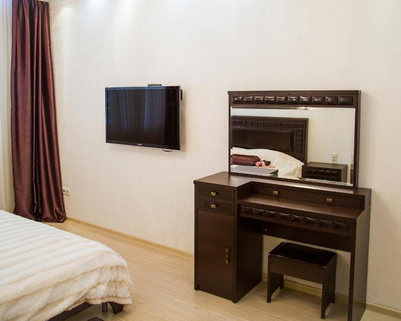 Apartment with Balcony image 3