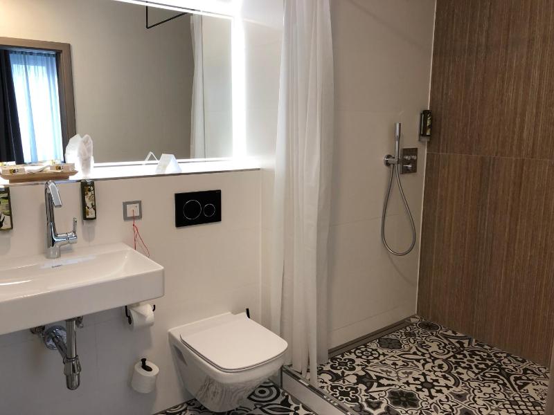 Junior Suite image 4