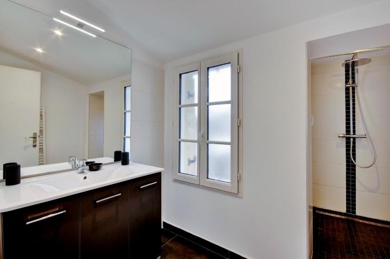 Deluxe Apartment image 3