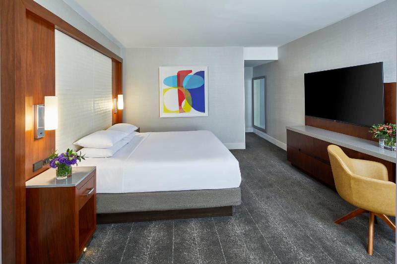 Hyatt Regency Atlanta - image 2