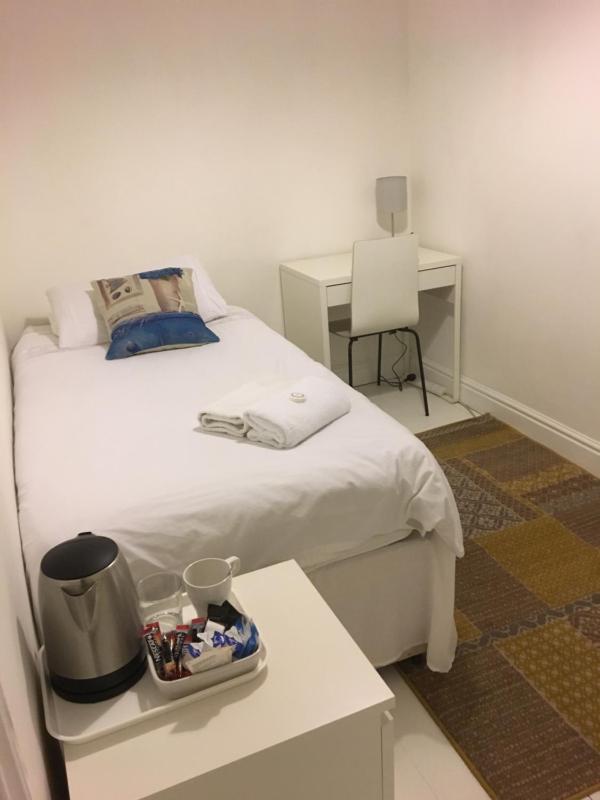 Circle Guest House Bed Only - image 16