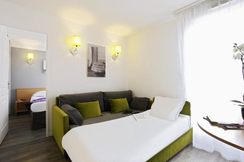 One-Bedroom Apartment (4 Adults) image 4
