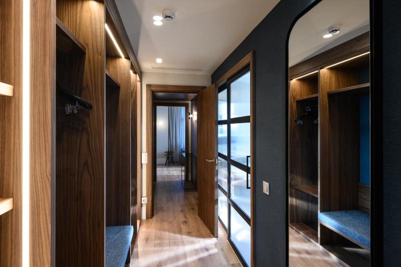 Suite Room image 4
