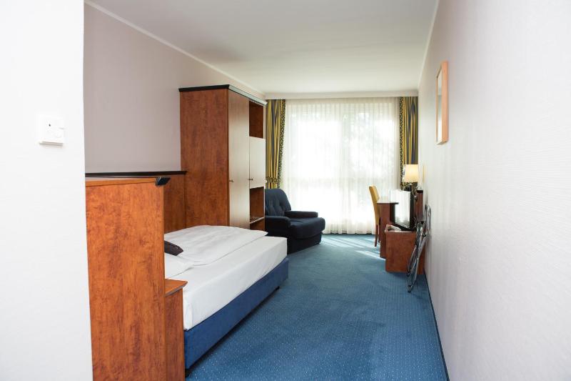 Comfort Single Room image 2