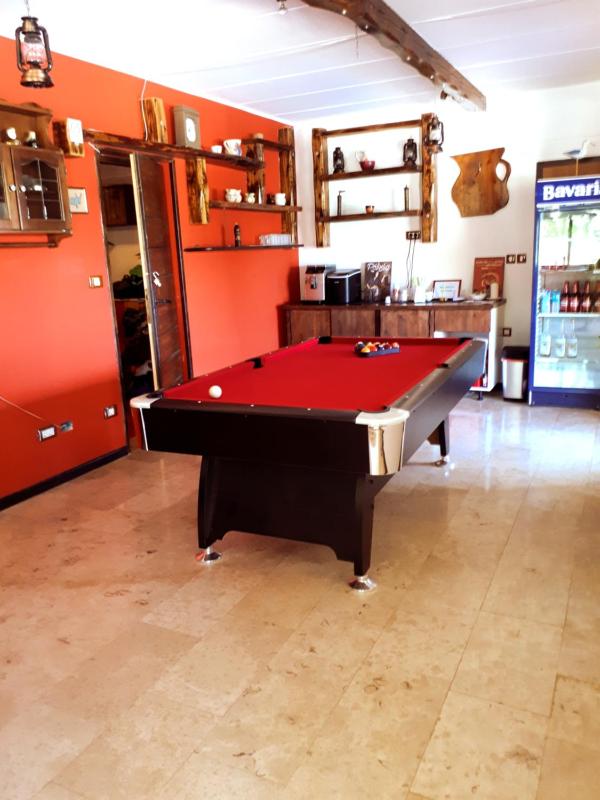 Guesthouse ''Barboska'' - big outdoor swimming pool & private tennis court - image 21