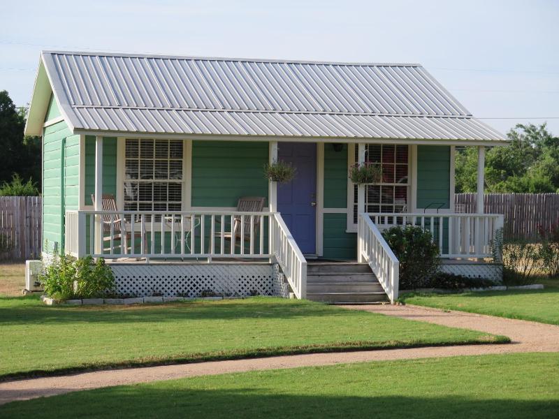 Deluxe King Suite image 1