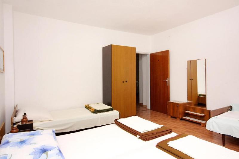 Two-Bedroom Apartment with Balcony and Sea View image 1