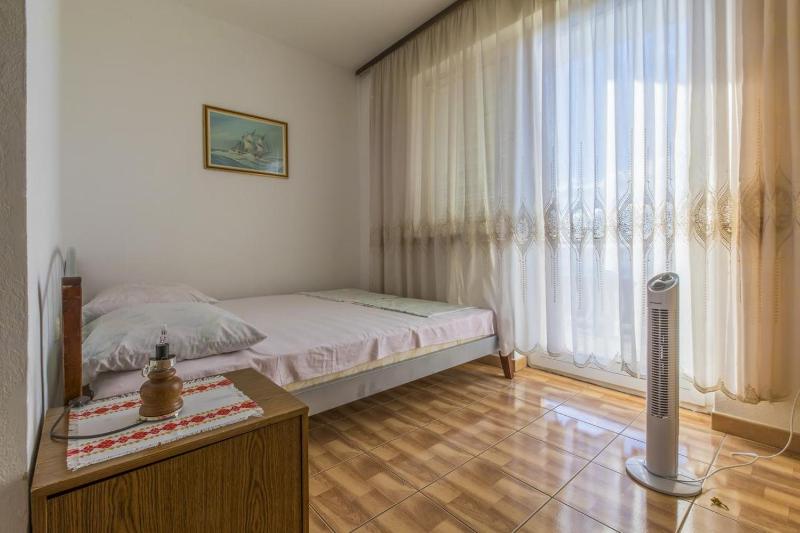 Studio with Balcony and Sea View image 3