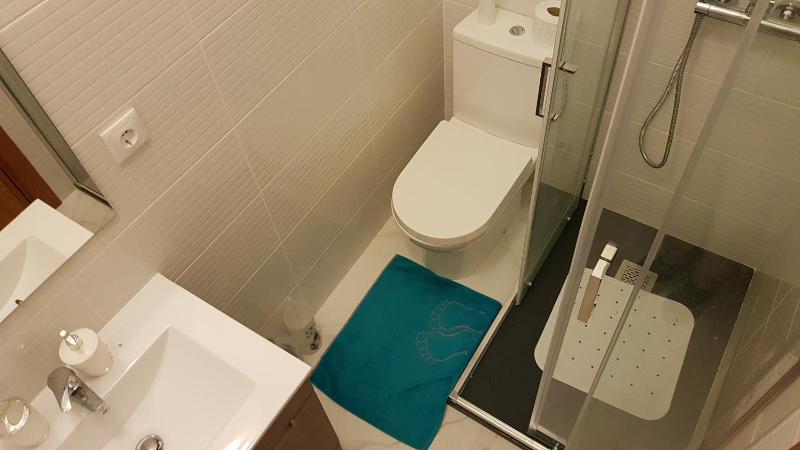 One-Bedroom Apartment image 3