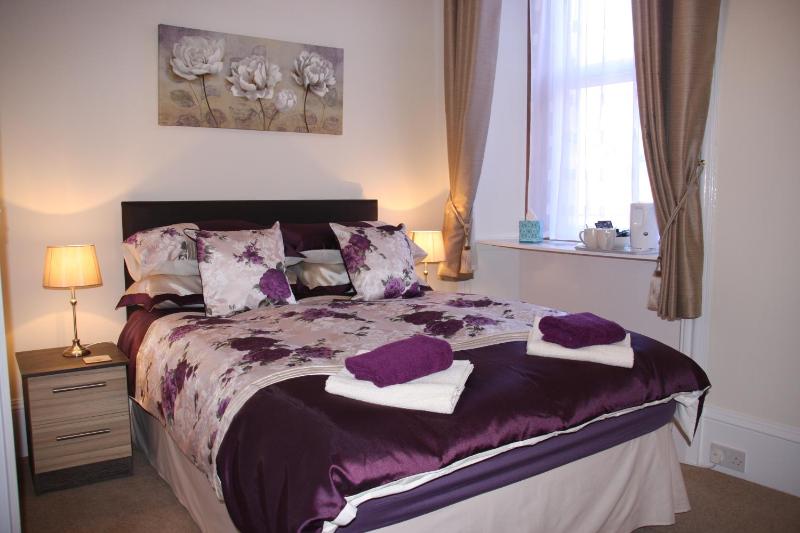 Double Room - Ground Floor image 4