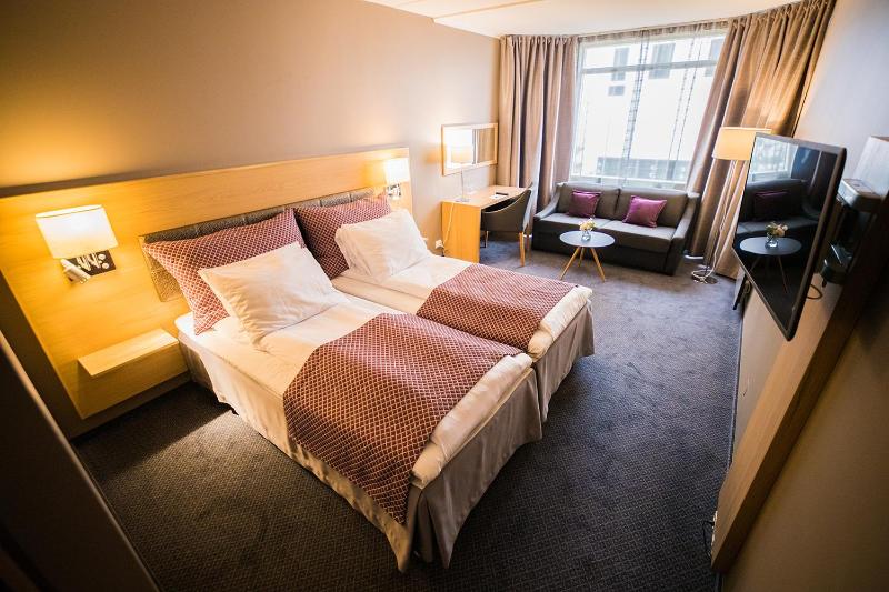 Standard Double Room image 4