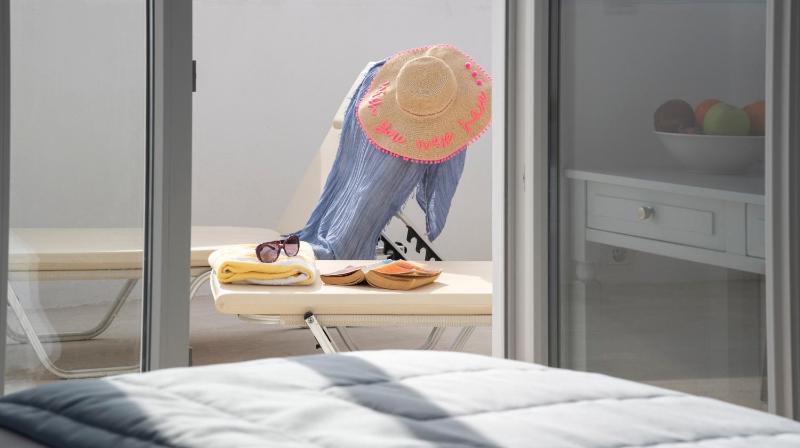Superior Double or Twin Room with Sea View image 3
