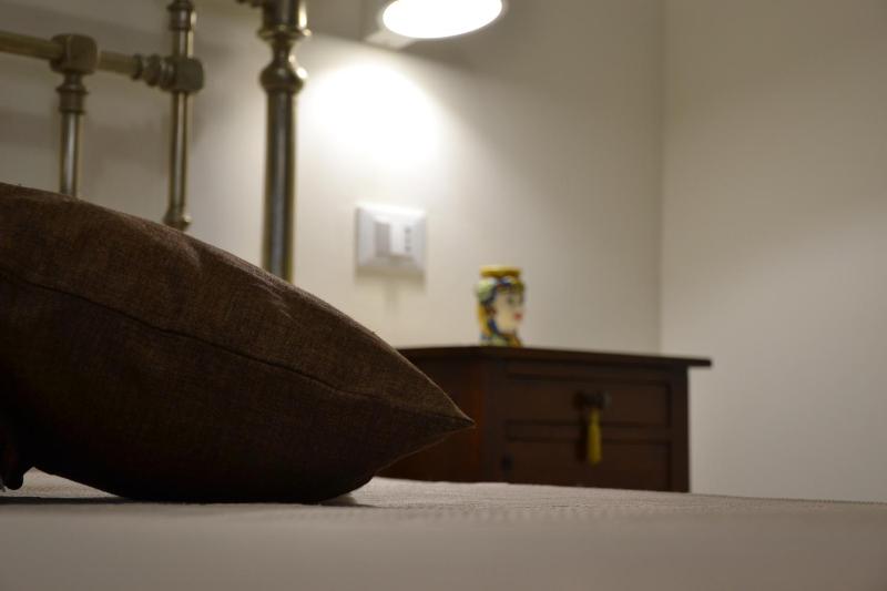 Single Room image 2