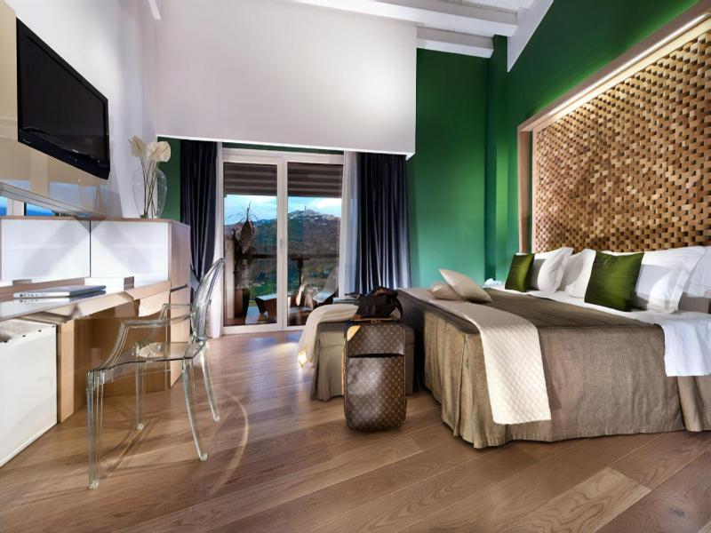 Triple Room image 1
