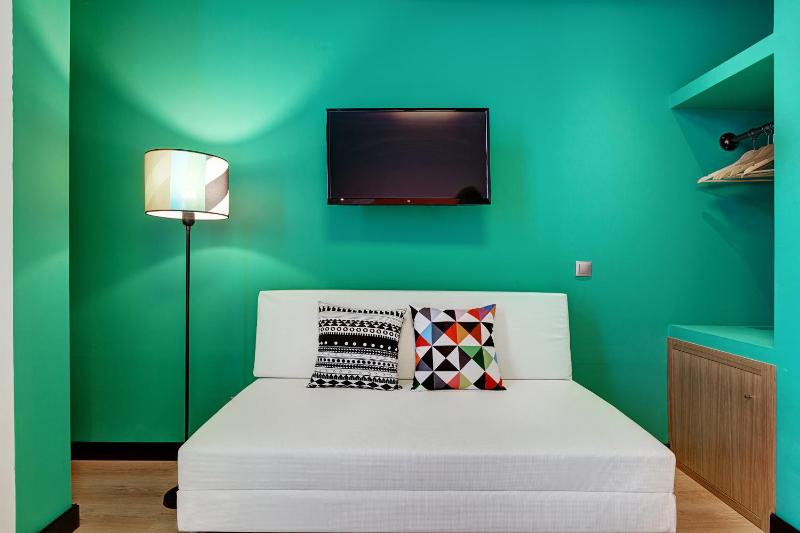 Cozy Double Room image 4