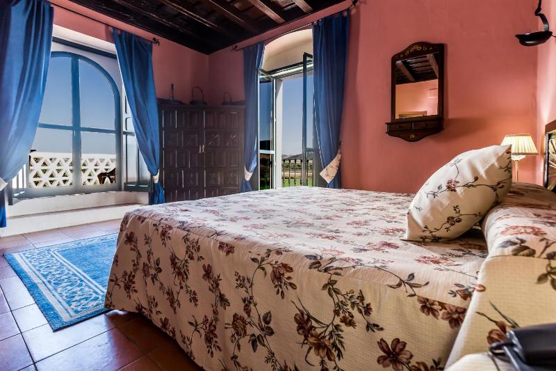 Superior Double Room with Terrace image 3