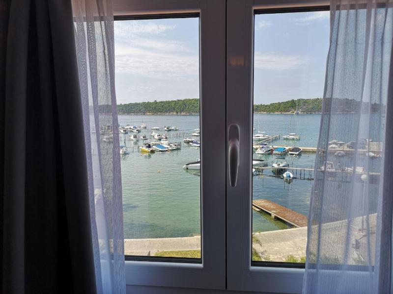Double Room with Sea View- Attic image 3