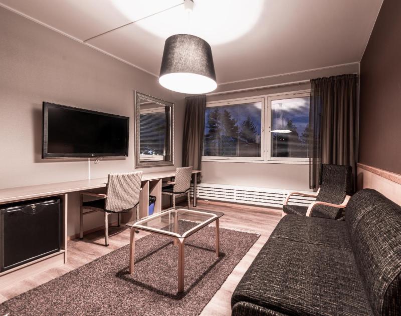Junior Suite with Ocean View image 3