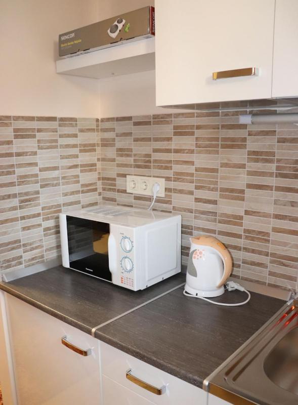 Double Room with Patio image 4