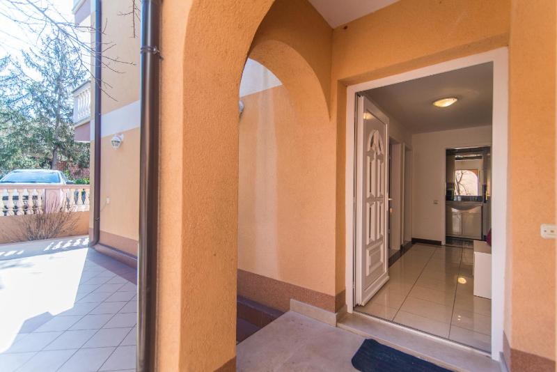 Apartment - Ground Floor image 4