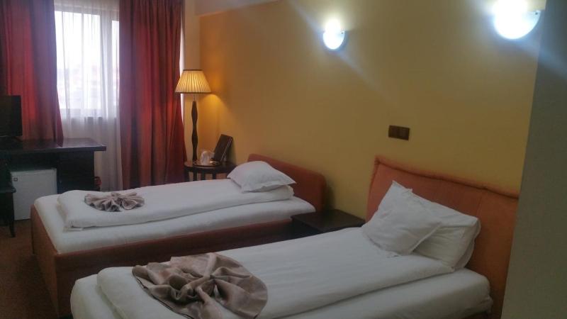 Hotel ZEN-Aeroport - image 14