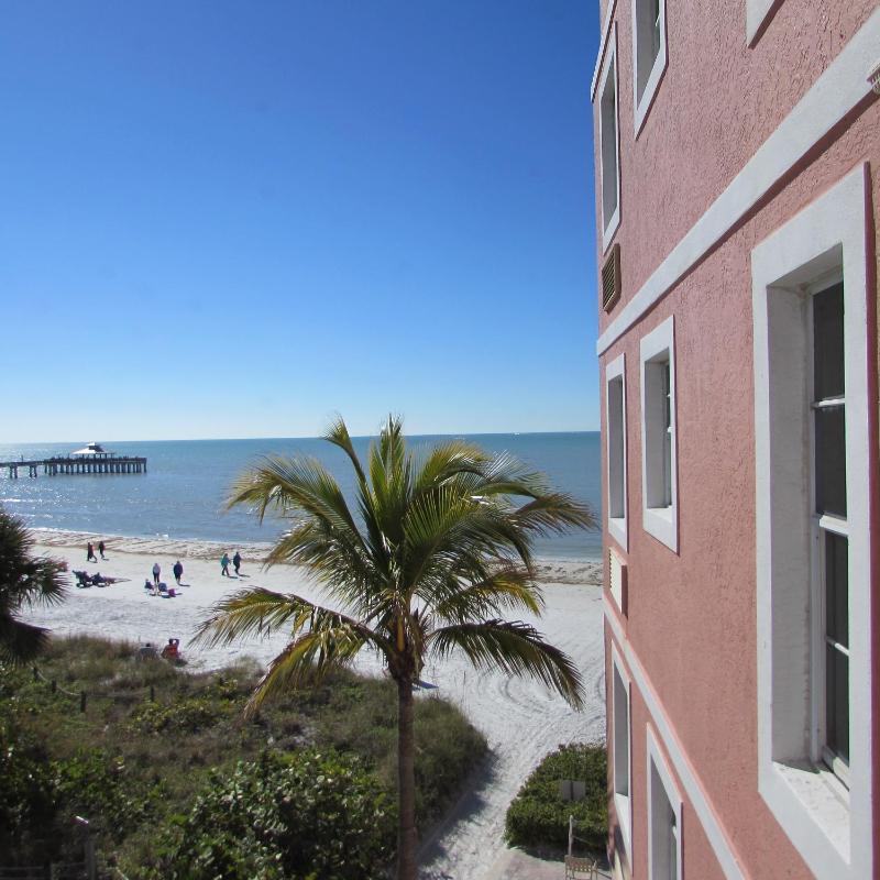 Edison Beach House - image 22