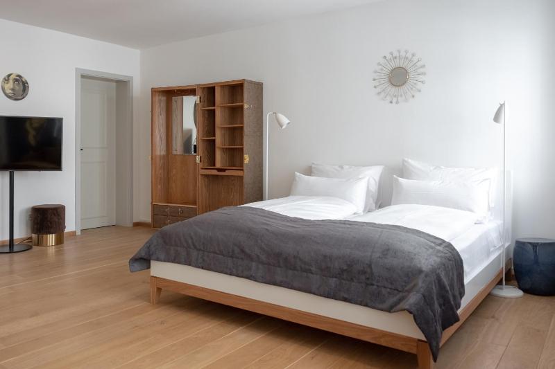 Double Room image 1