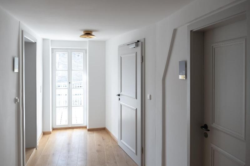 Apartment with Private External Bathroom image 3