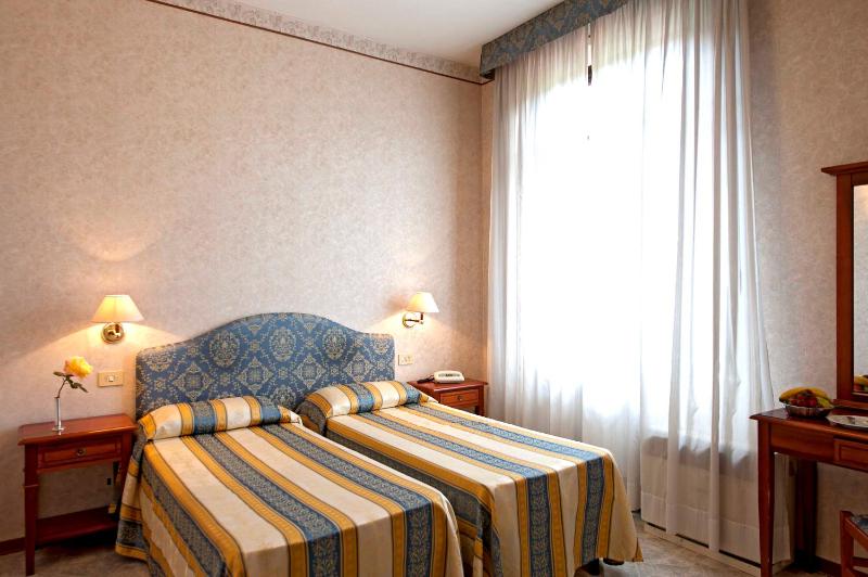 Hotel Moderno - image 16