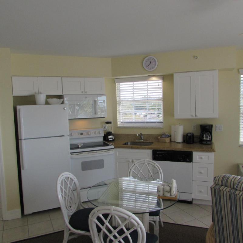 Edison Beach House - image 25