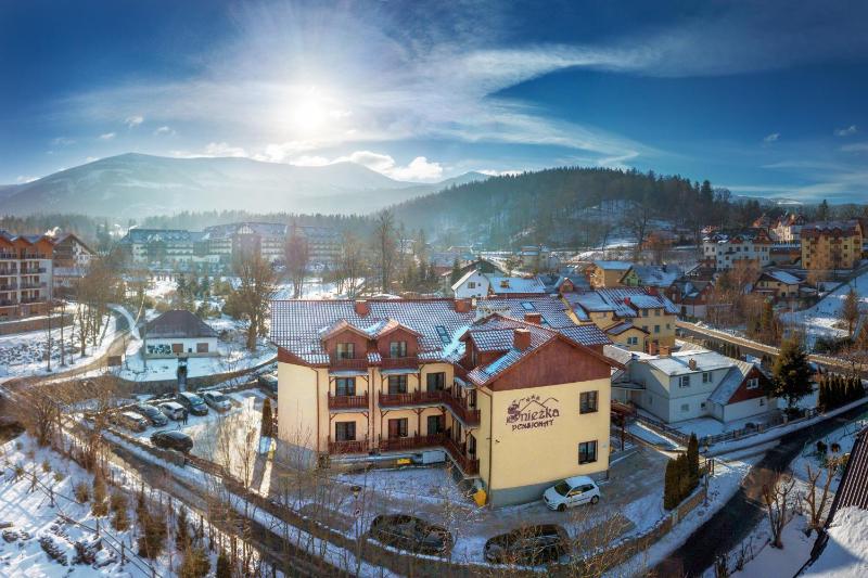 Pensjonat Śnieżka SPA - image 14