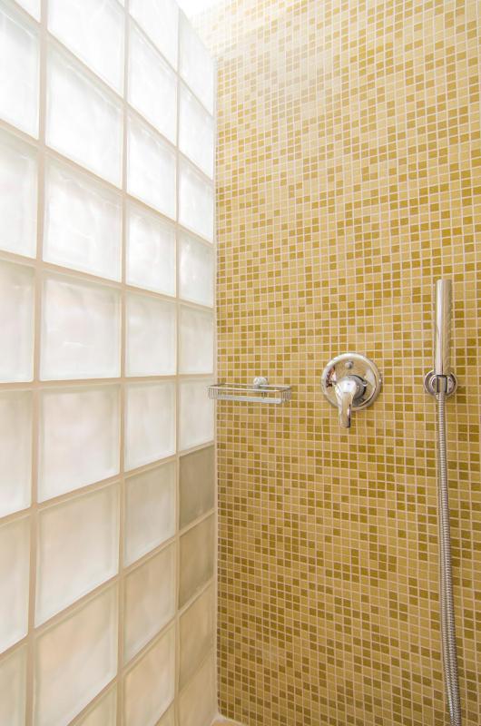 Superior Suite with Outdoor Hot Tub image 4