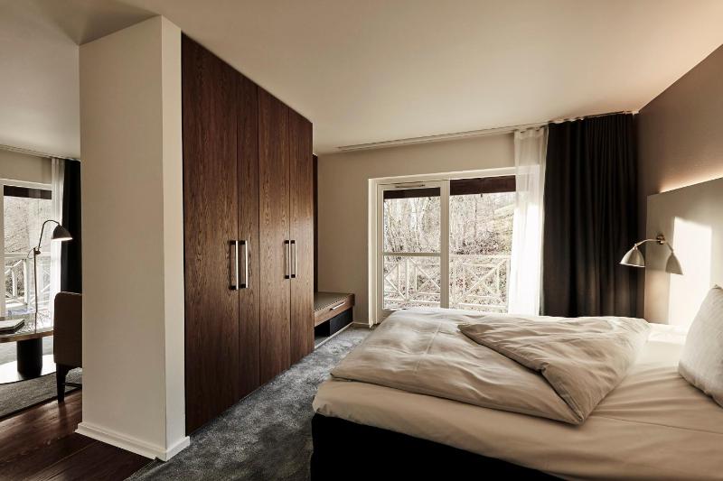 Superior Double Room image 1