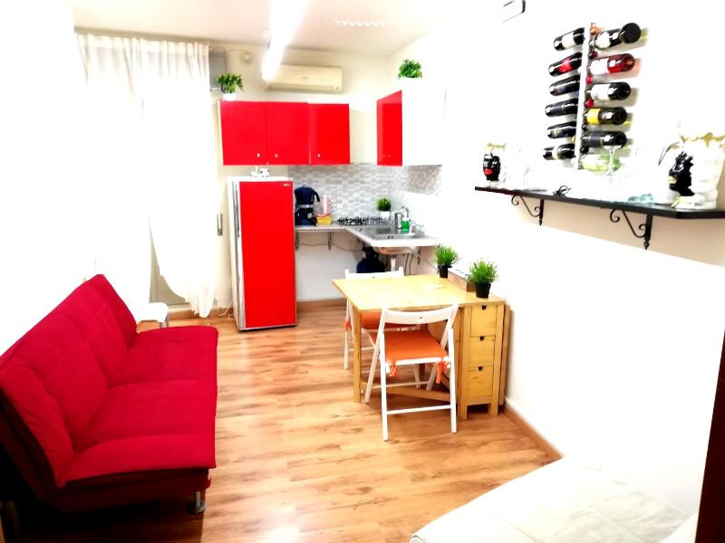 One-Bedroom House image 2