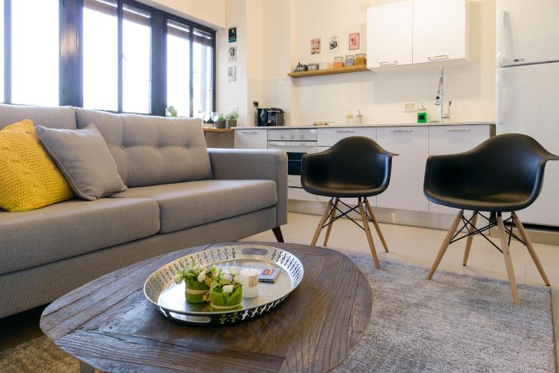 16 HaRakevet Street - By Beach Apartments TLV - image 6
